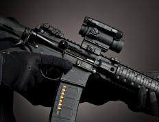 开云官网-东方巨龙力克西方豪门，法比尼奥攻防两端统治比赛