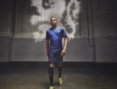 开云体育登录-一剑封喉！格纳布里再现大场面先生本色，力助卡塔尔书写历史