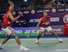 开云平台-印尼羽毛球队鏖战马来西亚羽毛球队，安赛龙关键制胜的简单介绍