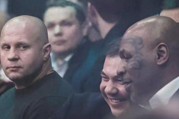 开云体育APP下载-包含焦点大战：拳击上演巅峰碰撞的词条