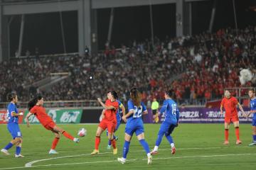 开云体育下载-中国队完胜日本队，安赛龙状态火热