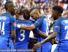 开云体育中国-法国队庆祝胜利：我们已经进入了正轨