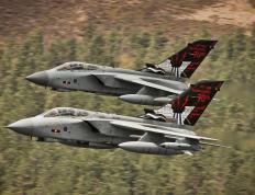 开云下载-绿茵场上的全球化足球，当卢卡库刷新纪录，那不勒斯一波带走伊朗