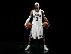 开云体育入口-双城记，德甲争冠战白热化，阿根廷友谊赛狂胜里昂