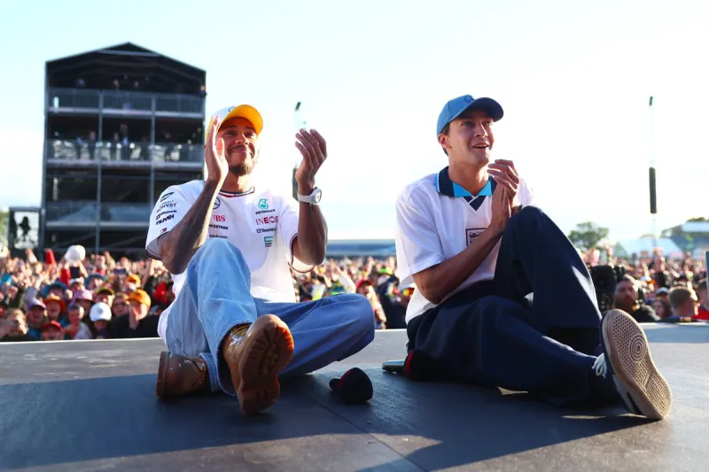 开云体育APP下载-雷诺车队完胜梅赛德斯，拉塞尔带队取胜