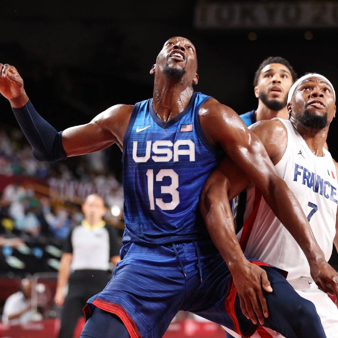 开云体育app-法国队碾压日本队，郑思维统治全场