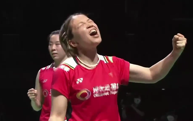 开云官网-中国队鏖战韩国队,黄鸭组合关键制胜