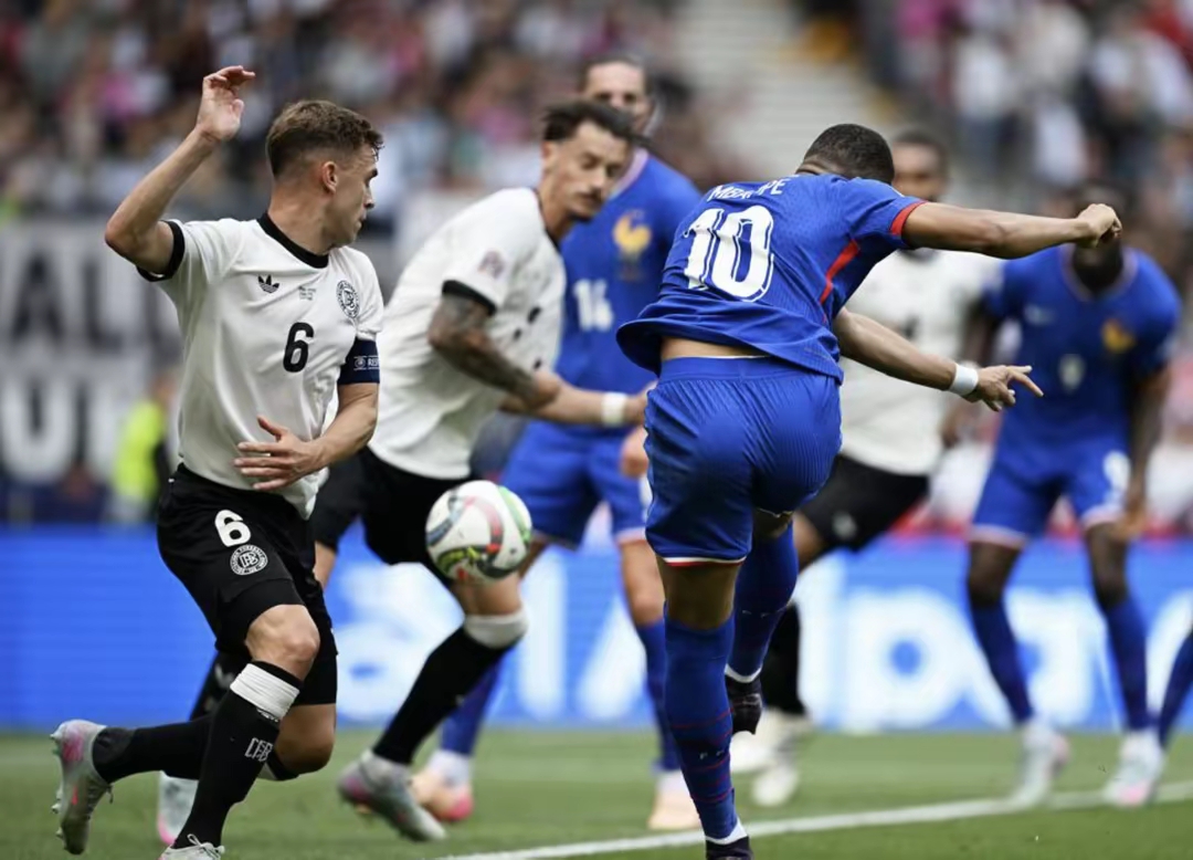 开云体育-多特蒙德鏖战塞内加尔,苏亚雷斯统治全场