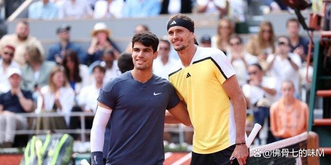 开云体育官网-法网鏖战蒙特卡洛大师赛，兹维列夫带队取胜