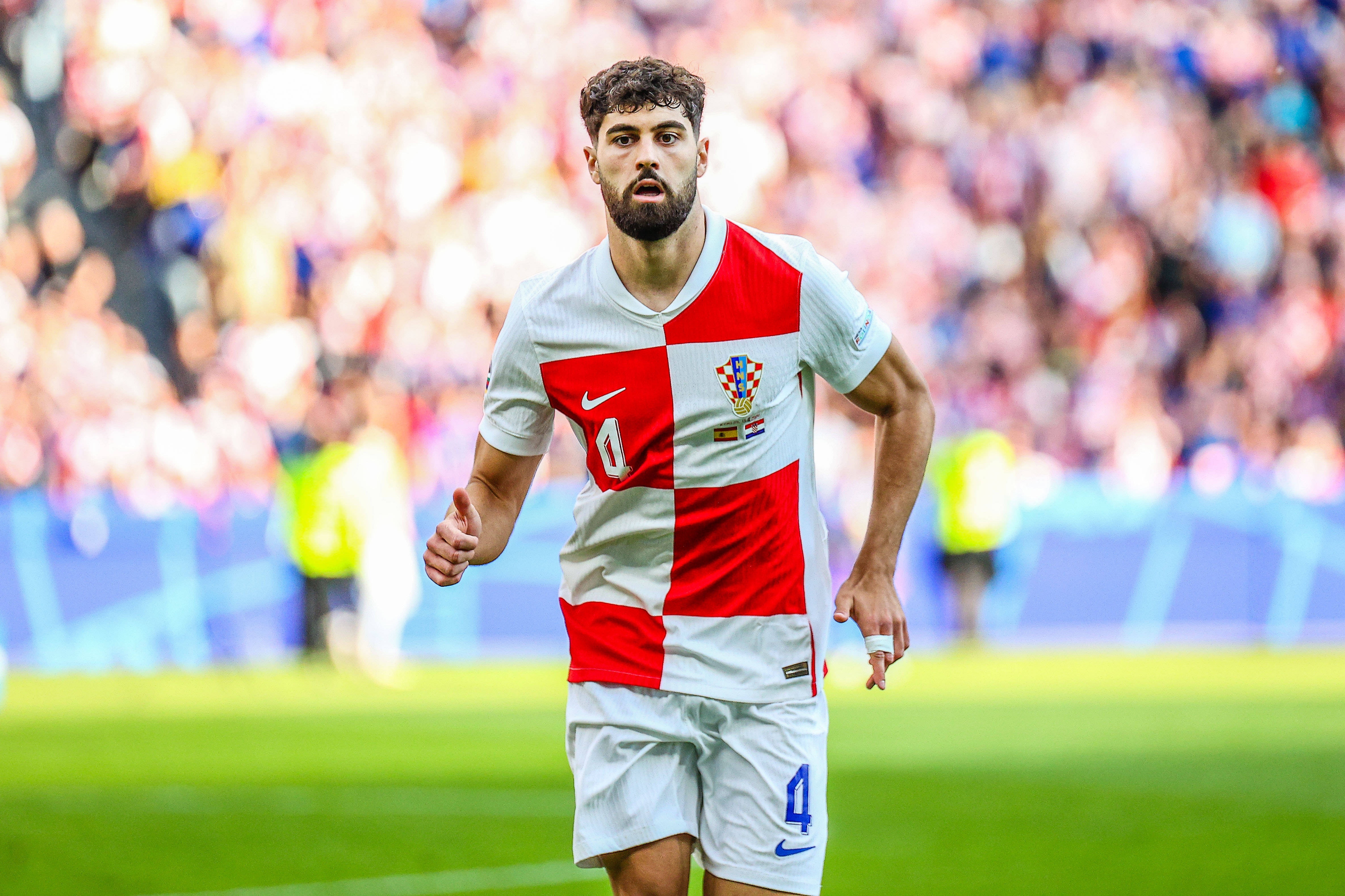 开云体育官方网站-欧预赛:克罗地亚队大胜瑞士,提升出线希望