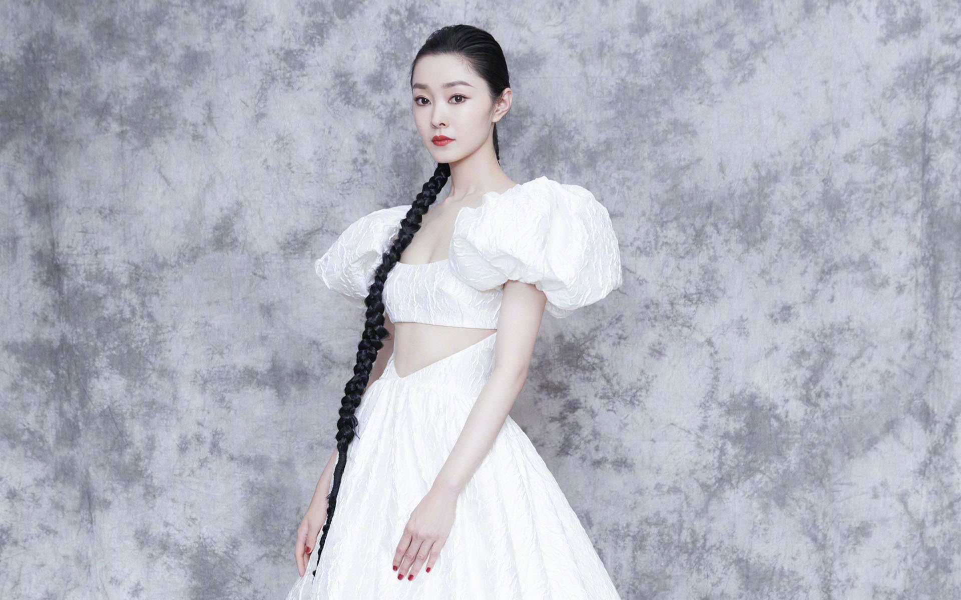 开云体育入口-逆风绽放与精密齿轮，当文班亚马刺破质疑，凯尔特人掌控赛场韵律