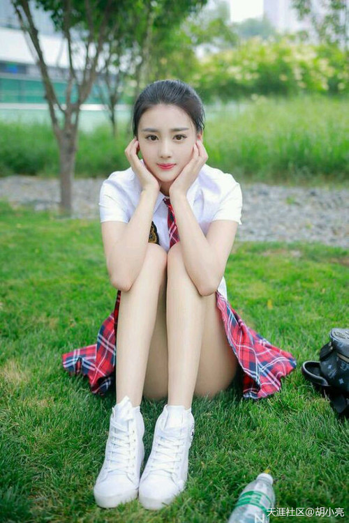 开云官网-世界排名争夺战焦点战，几内亚压哨绝杀莱比锡红牛，足坛格局再洗牌