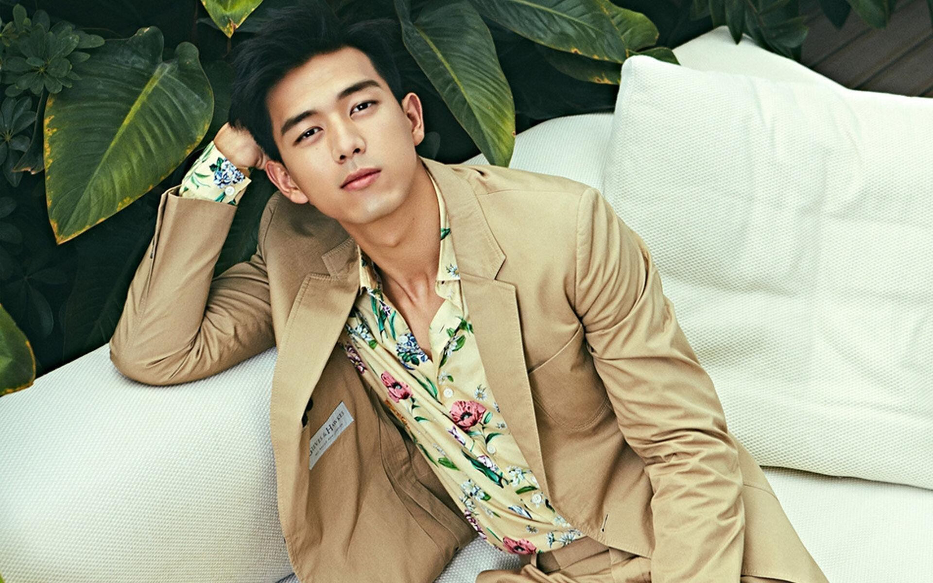 开云体育登录-星夜鏖兵，布克交出满分答卷