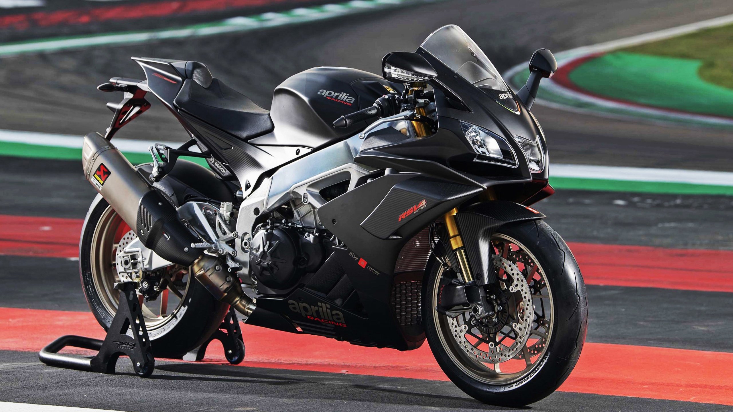 开云体育登录-60+20+15!字母哥血洗深圳内线,独行侠跨国之战诠释何为降维打击