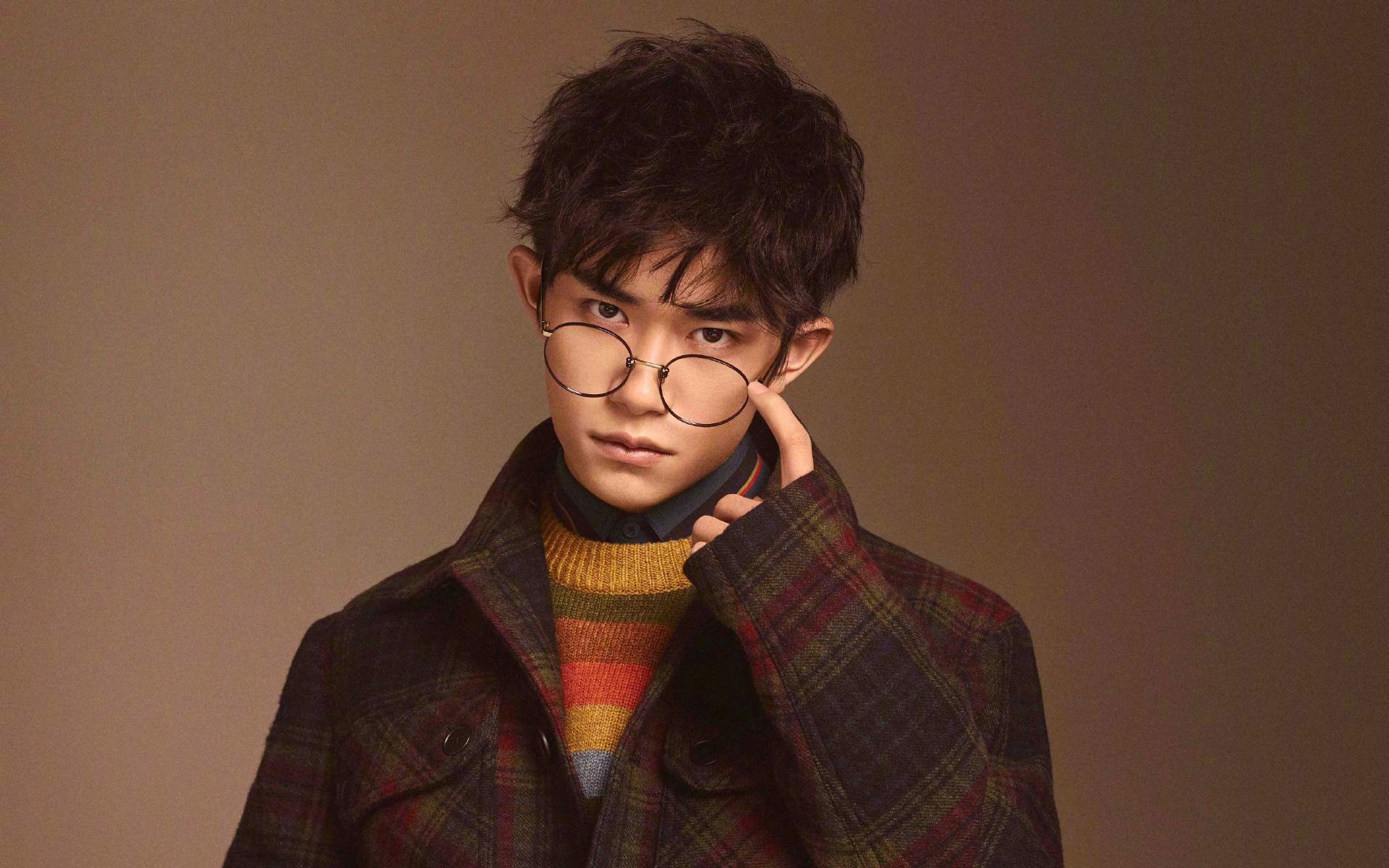 开云体育官网-NBA季后赛焦点战,活塞强势终结新疆队,跨界对决引爆篮球界