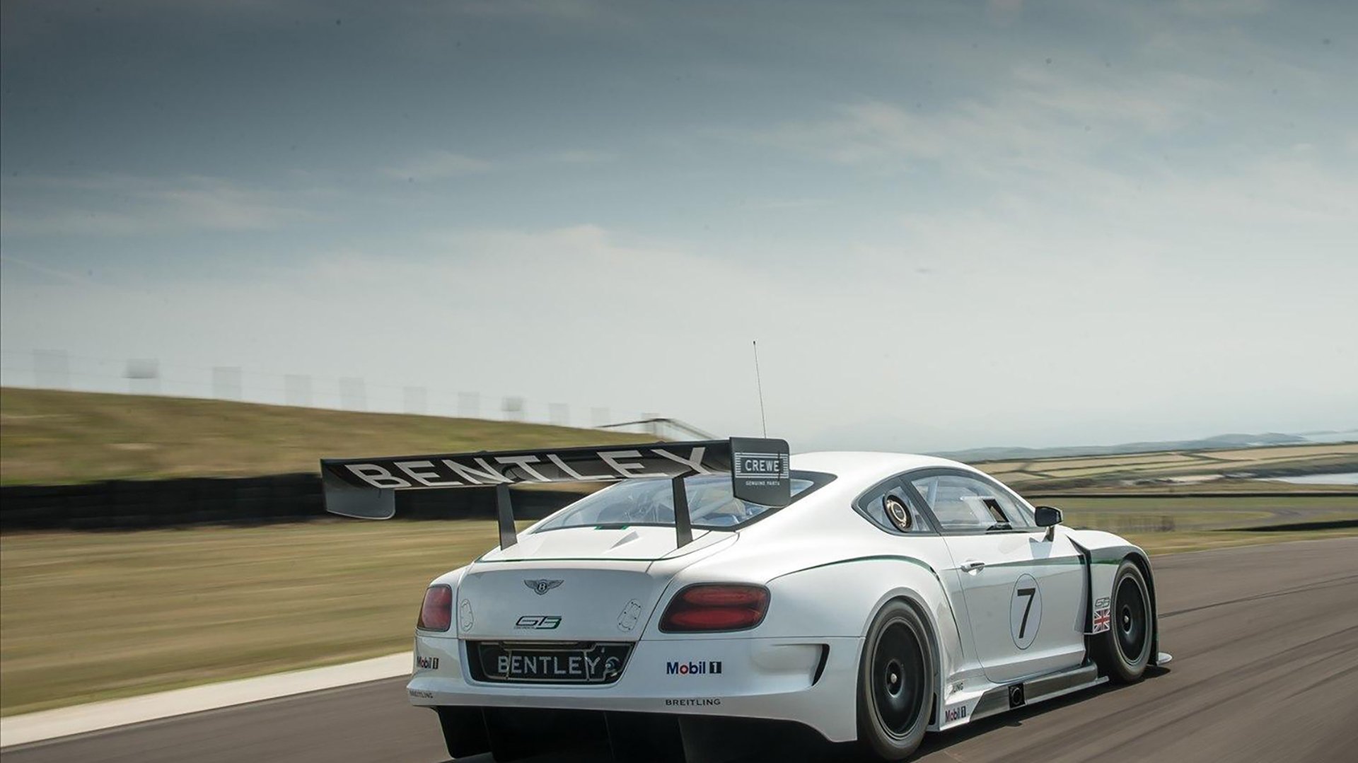 开云体育APP下载-终结悬念！国米力克里昂登顶世界排名，蓝黑军团的战术革命